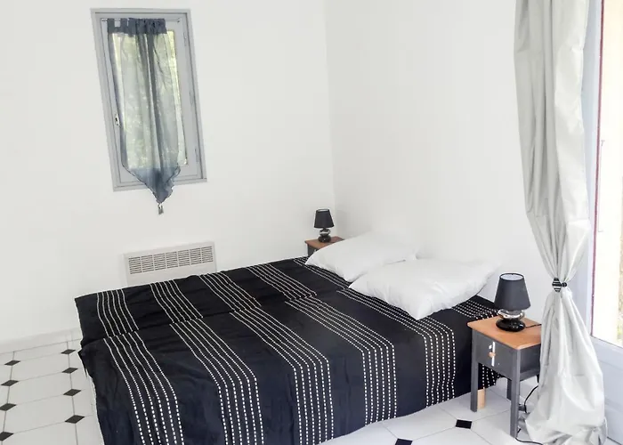 Tatil Evi Holiday Le Vent D'est By Interhome *
